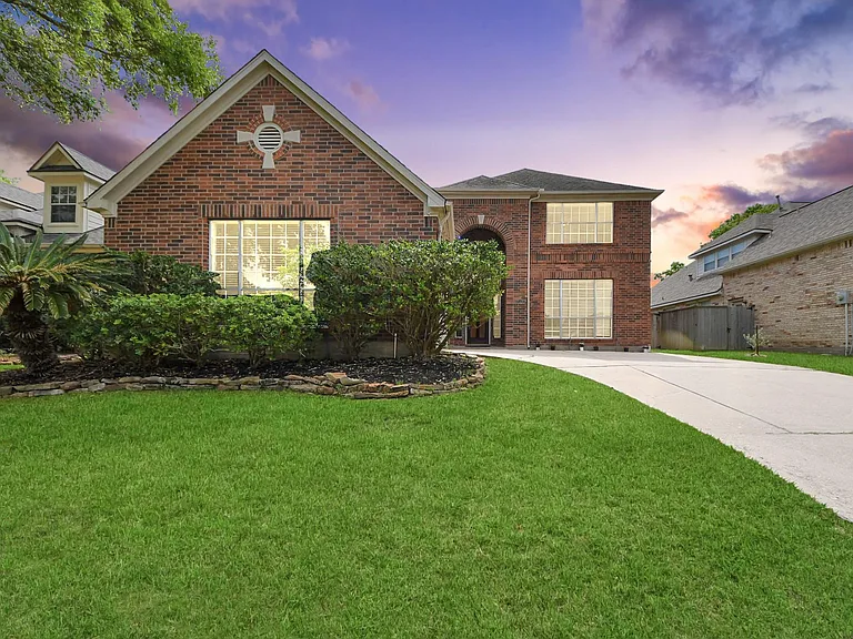 1611 Barton Creek Trl — Photo 45