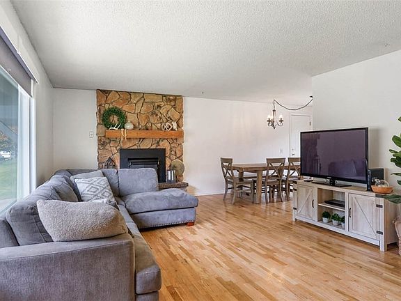 2nd image of 21842 12th Ave S