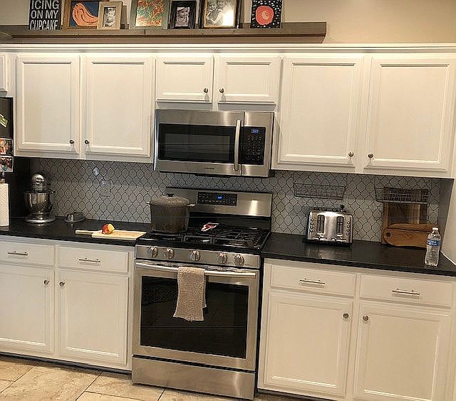 2nd image of 1517 Beaufort Pl