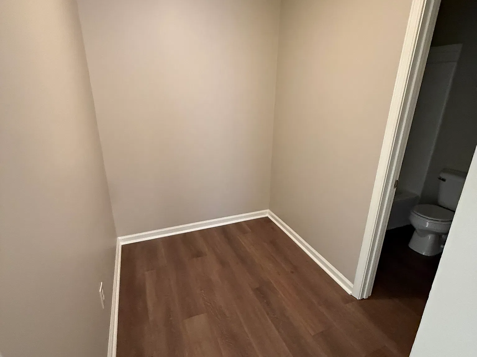 1 bed, 636 sqft, $850 — Photo 4