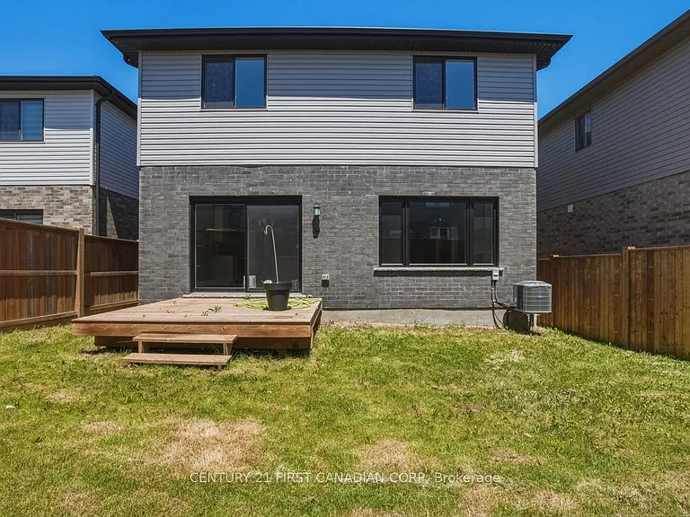 2775 Oriole Dr #UPPER — Photo 35
