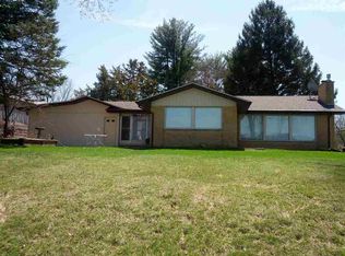 1401 Shore Acres Rd, Rock Falls, IL 61071