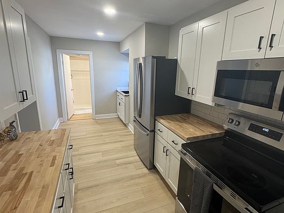 5th image of 15 Saratoga Ave #2