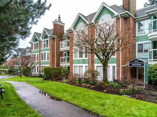 1675 Augusta Ave #108, Burnaby, BC V5A 4S8