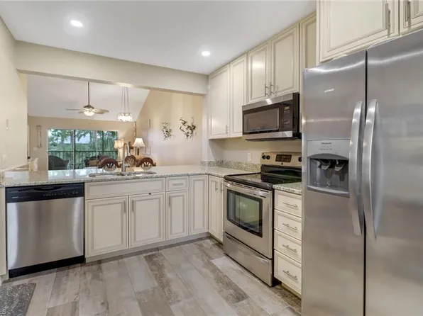 3002 Sandpiper Bay Cir APT A305, Naples, FL 34112