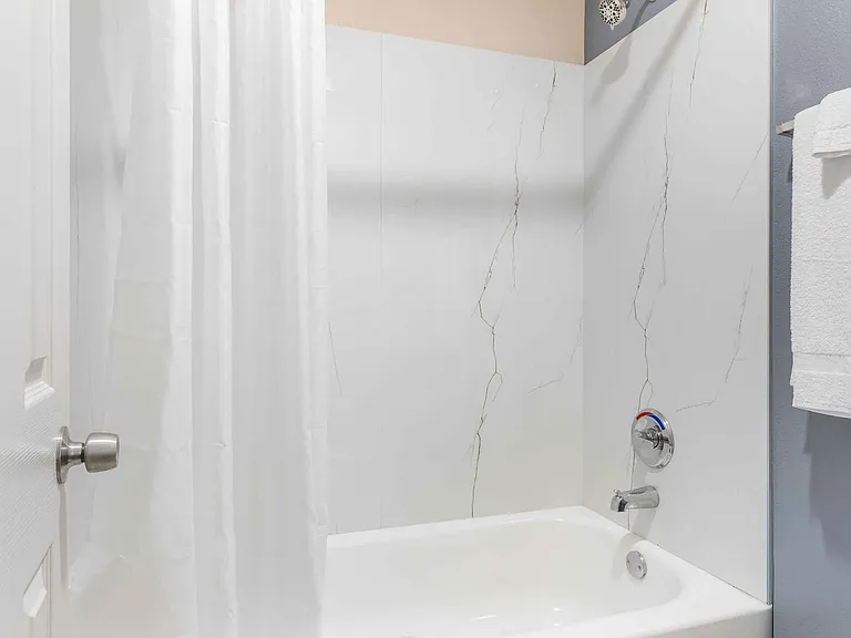 Studio Suite - 1 King Bed
