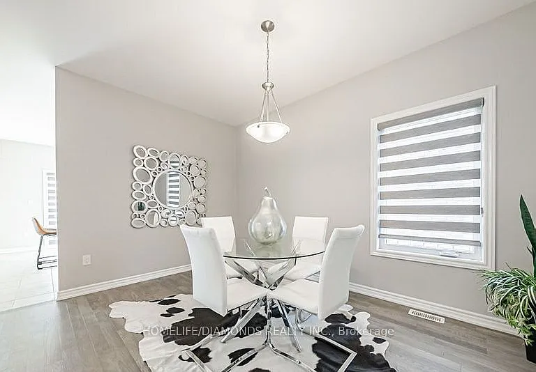 112 Bethune Ave — Photo 3