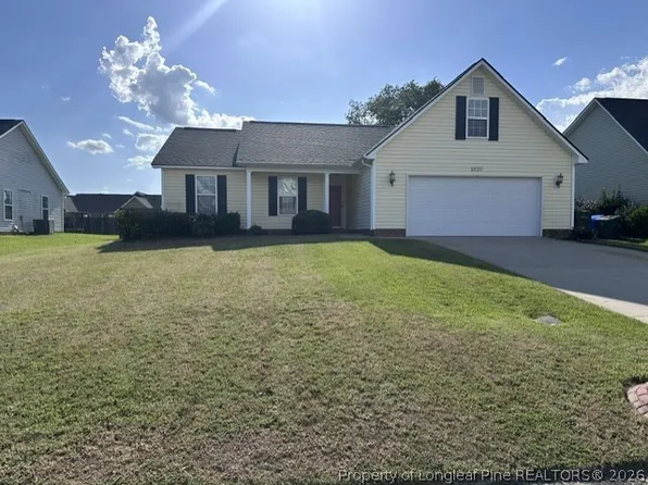 1920 Caviness St, Fayetteville, NC 28314