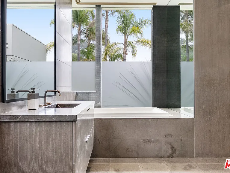 9405 W Sierra Mar Pl — Photo 19