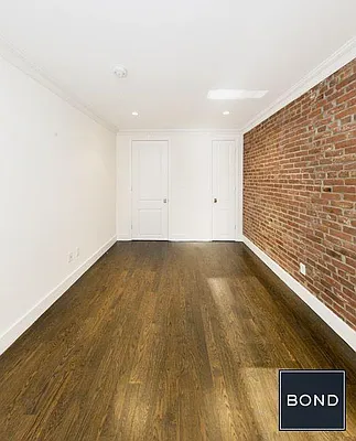 Rented by Bond New York | media 18