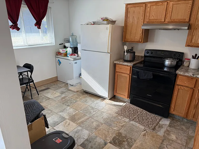 1616 Sloan St #2 — Photo 5