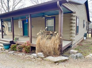 122 Runway Ln, Salem, AR 72576