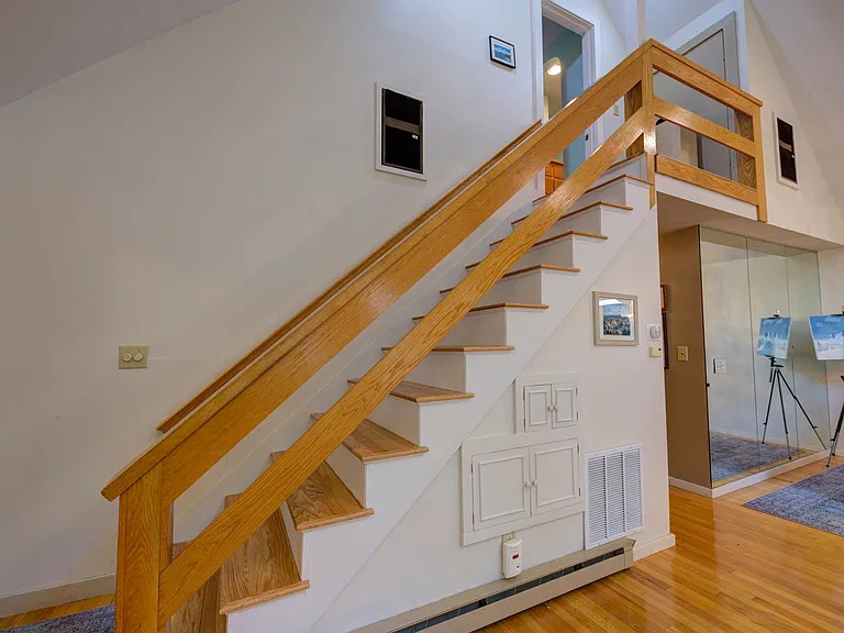 90 Chestnut Rd — Photo 24