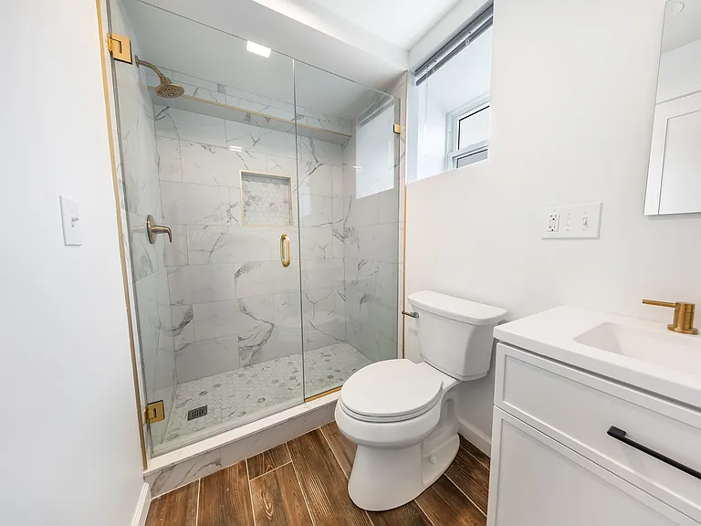 180 Jackson St #A — Photo 2