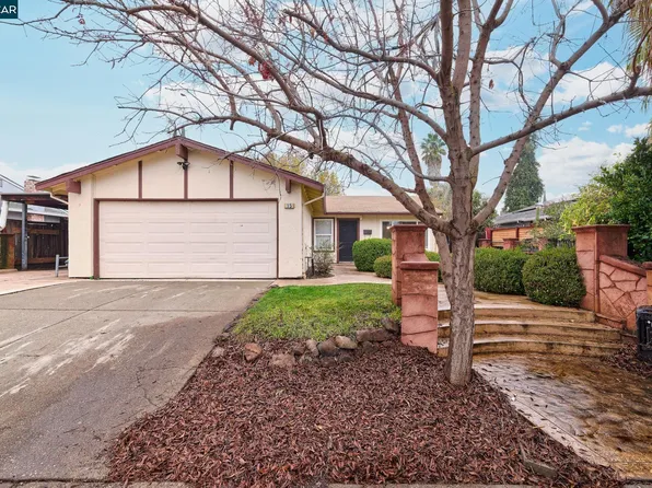 15 Amelia Way, Pittsburg, CA 94565