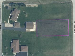 321 Ernray Ln, Gifford, IL