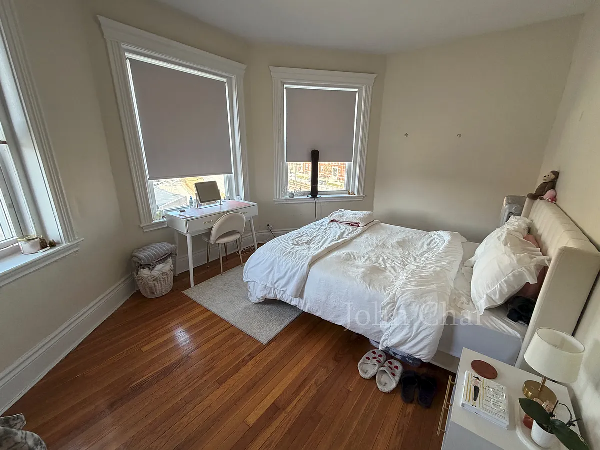 Building Photo - 5 Walbridge St #18