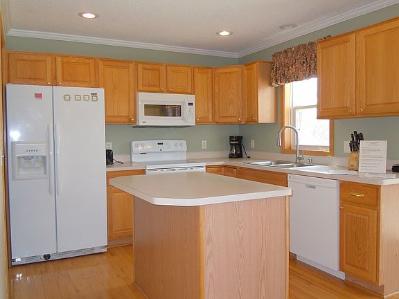 Kitchen with new range