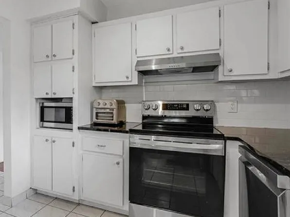 182 Lakeview Dr APT 204, Fort Lauderdale, FL 33326