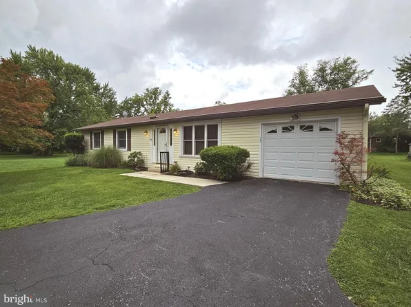 182 Seltzer Ave, Coatesville, PA 19320