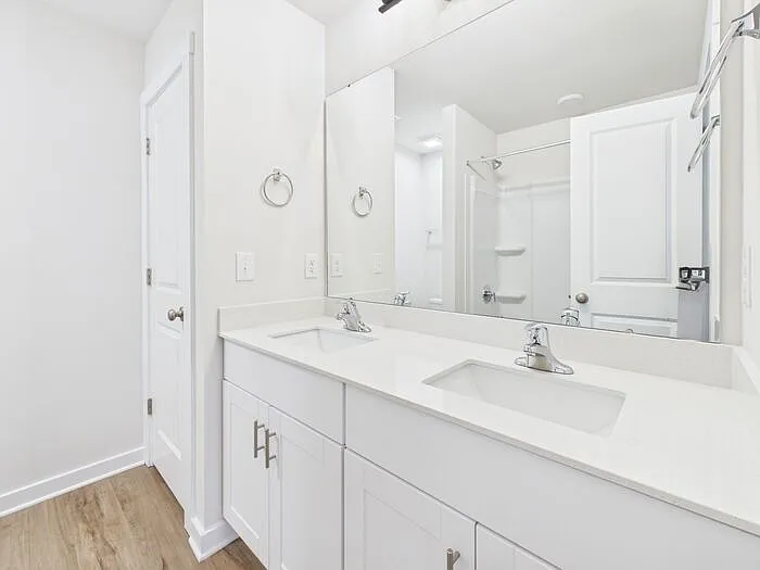 311 Kings Dr #1 — Photo 10