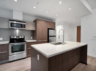 False Creek Residences, Vancouver, BC V5Y 0E1