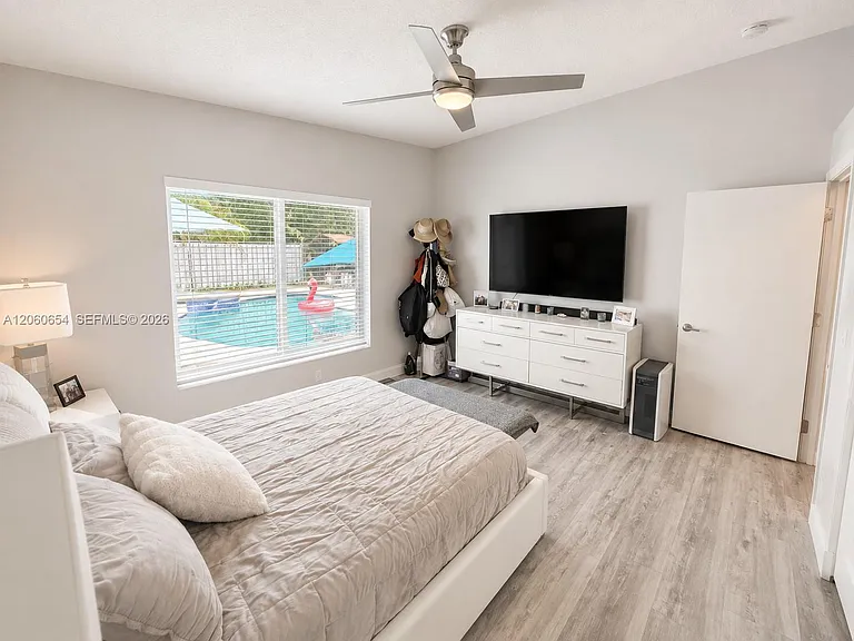 17677 SW 32nd St — Photo 21