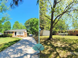 2311 Larkspur Dr, Greensboro, NC 27405