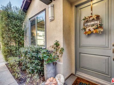 5835 W Manchester Ave, Los Angeles, CA, 90045