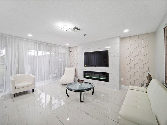 5th image of 7497 NW 25th Street
