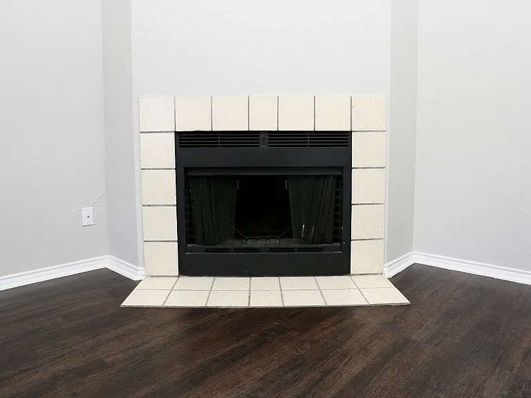 502 W Longspur Blvd — Photo 20