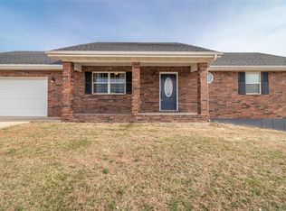 20526 Luther Ln, Waynesville, MO 65583