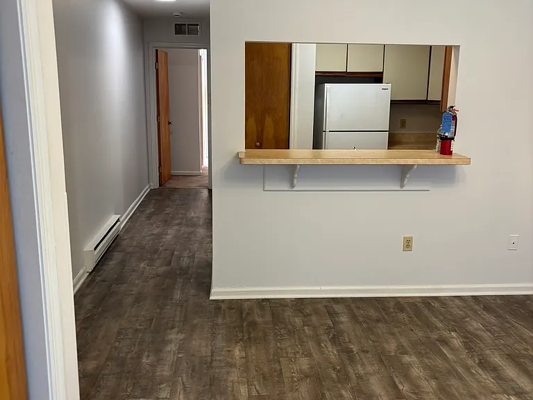 31 Railroad St — Photo 10
