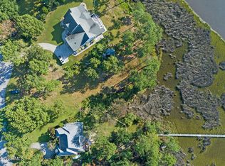 324 Hickory Knl, Hubert, NC 28539