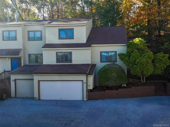 15 Cherry Court, Highland Mills, NY 10930