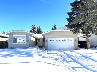 3203 74th St NW, Edmonton, AB T6K 1J7
