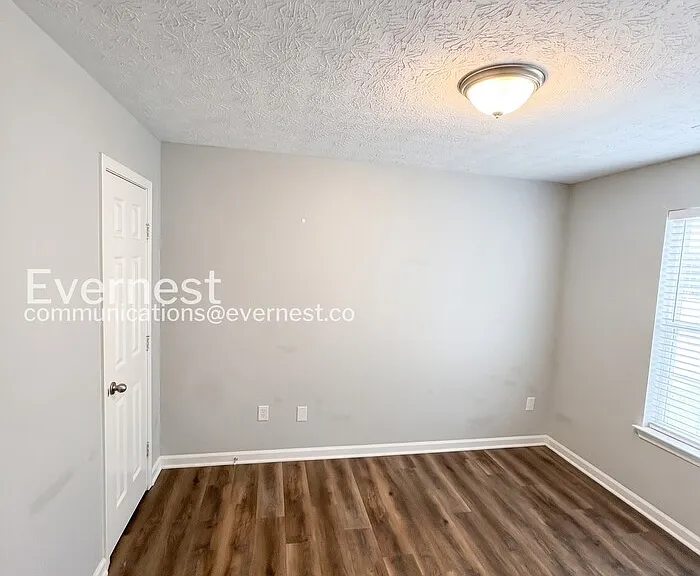 204 Tara Ct — Photo 27