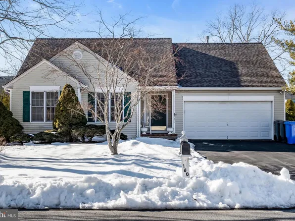 160 Spinnaker Ave, Manahawkin, NJ 08050