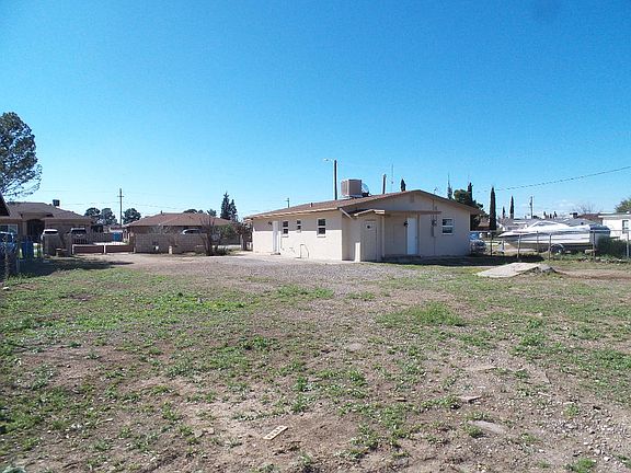 3rd image of 764 Eligio Dr