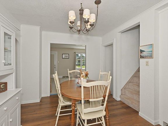 5th image of 915 N 22nd St