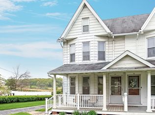 52 E 2nd Ave, Parkesburg, PA