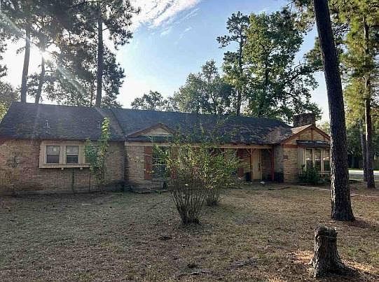1st image of 26902 Maplewood Dr