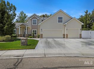 1403 E Desert View Way, Nampa, ID 83686