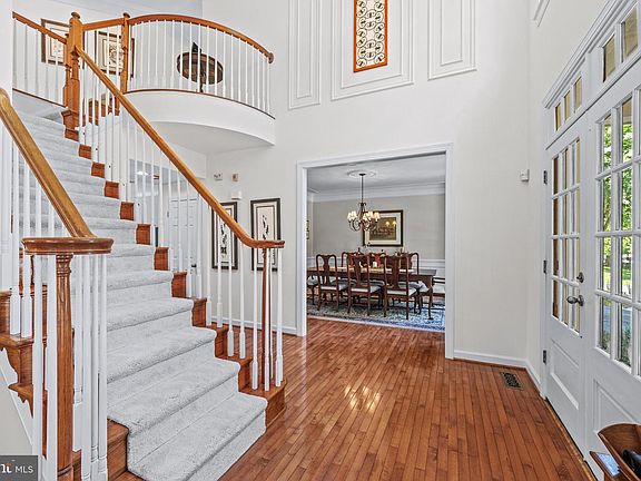 4th image of 7148 Collingwood Ct