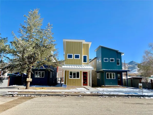 922 W 2nd St, Salida, CO 81201