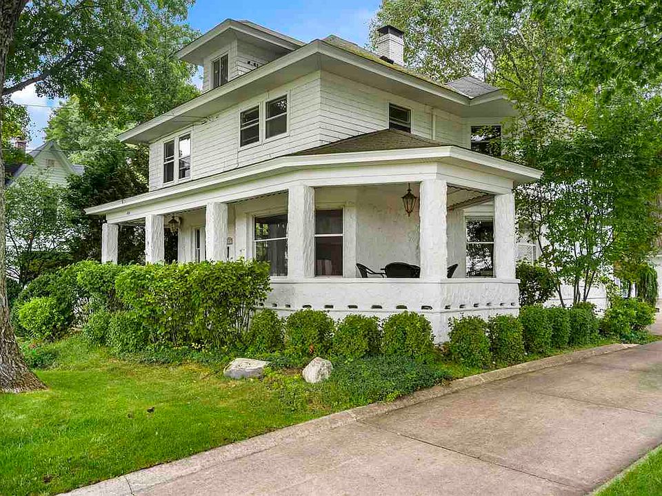 444 W Bluff Dr, Harbor Springs, MI 49740 Zillow