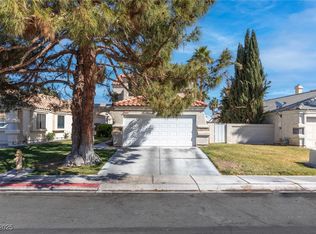 2042 Waverly Cir, Henderson, NV 89014