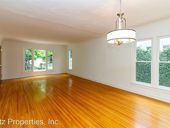 4th image of 12225 Cantura St