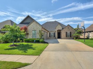 308 NW 153rd St, Edmond, OK 73013