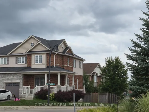 24 Gunby Blvd, Hamilton, ON L8B 0T2